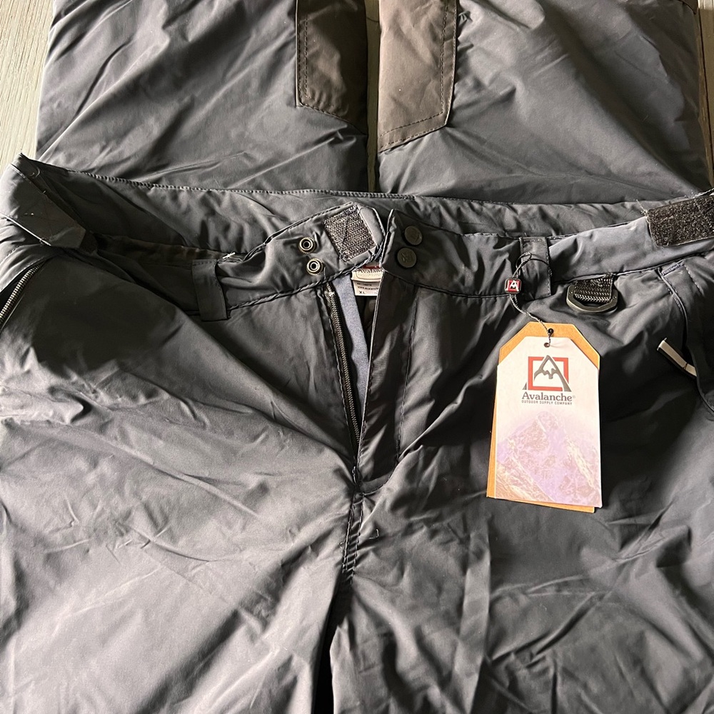 Avalanche Men's Black Ski Pants